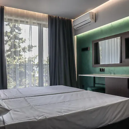 Hotel Atliman Park 2*