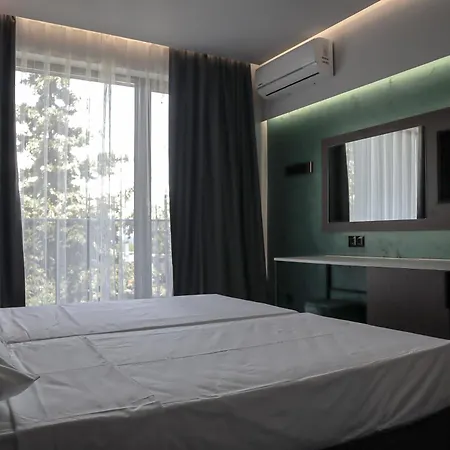 Hotel Atliman Park Kiten (Burgas)