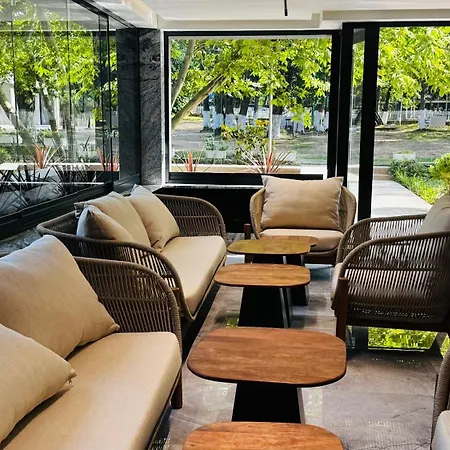 Hotel Atliman Park 2*