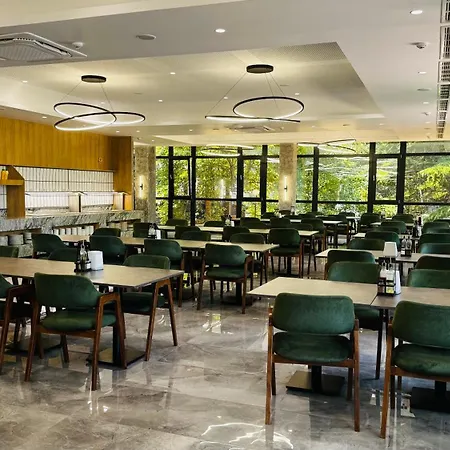 Atliman Park Hotel 2*